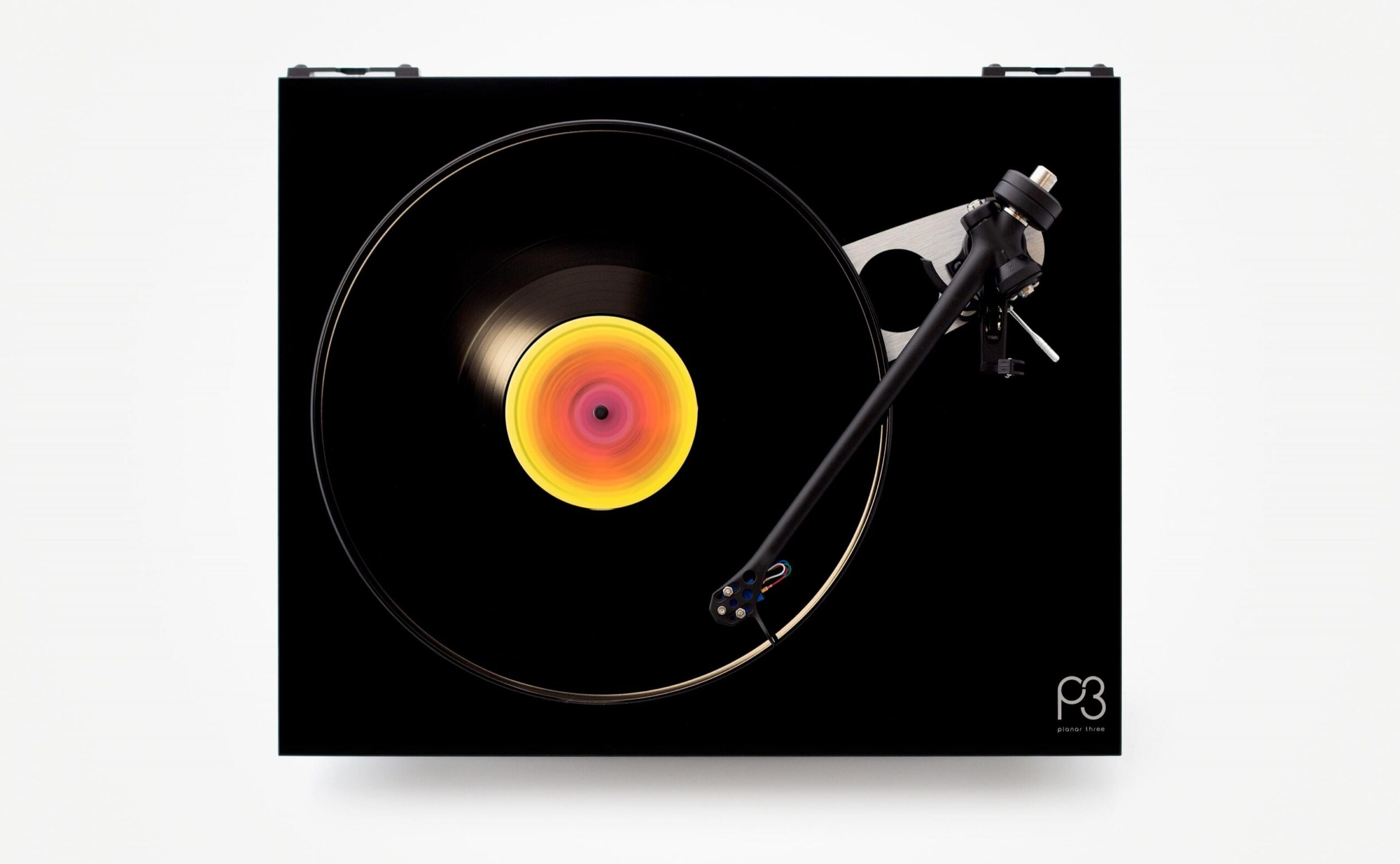 Rega - Planar 3 Nd5 - Finition noir brillant